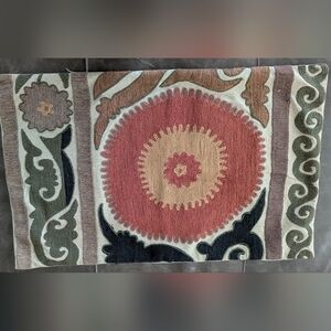 Pottery Barn Suzani Embroidered Beautiful Crewel Stitched Pillow Cover 16x26